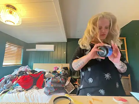 tatted-bitty online show from February 2025 06:16:01 PM