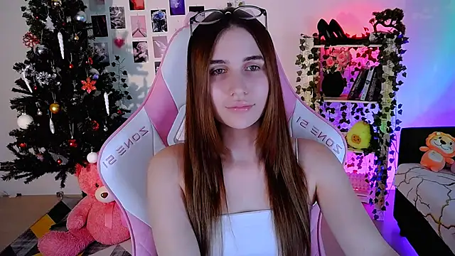 AliceCharmy online show from December 2024 02:55:01 PM