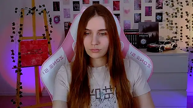 AliceCharmy online show from March 2025 03:42:02 PM