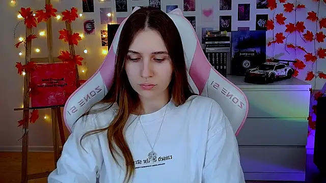 AliceCharmy online show from November 2025 07:11:02 AM