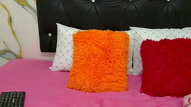 BarbieGirly online show from November 2025 10:14:01 AM