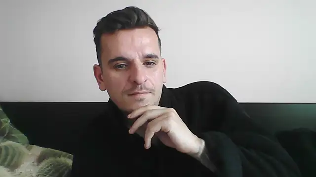 Huge cock22cm online show from March 2025 10:37:01 AM