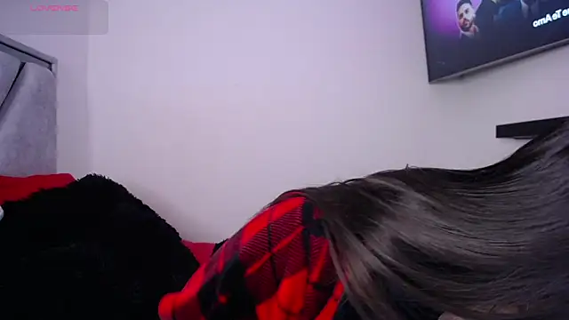 Snapshot of megan_bluee23 chatting on October 2025 04:26:01 PM megan bluee23 online show from October 2025 04:26:01 PM