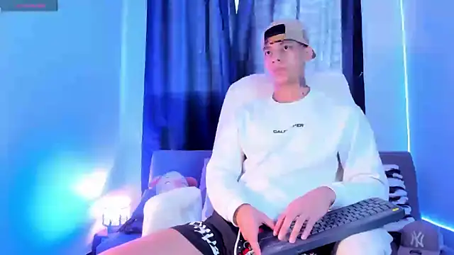 Josep Davies online show from February 2025 09:36:01 PM