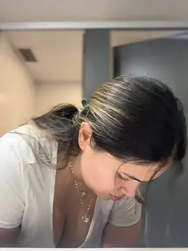 melanny10 online show from March 2025 02:34:02 PM