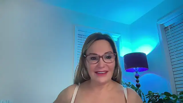 Milf Goddess online show from December 2025 09:27:01 AM