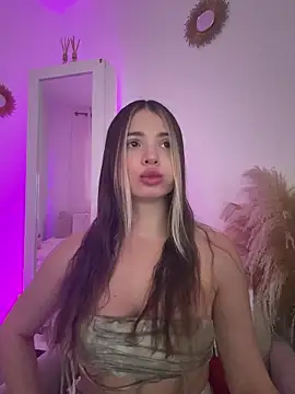 Ashleyjenner  online show from January 2026 10:24:01 PM