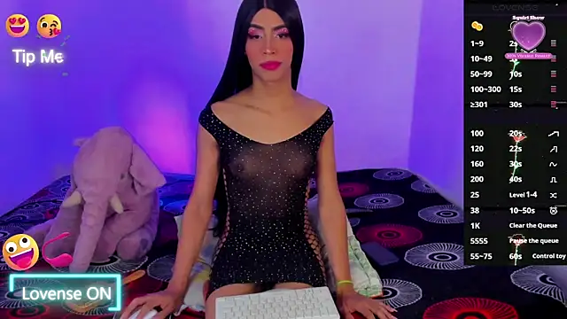 Snapshot of michelle_explosive chatting on January 2025 06:23:01 PM michelle explosive online show from January 2025 06:23:01 PM