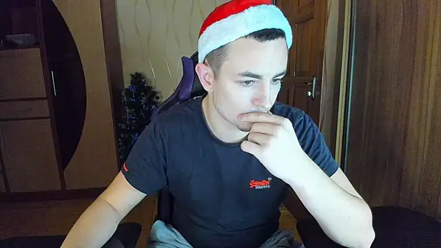 bigmark033 online show from December 2024 01:45:02 PM