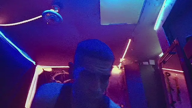 Megaman77777 online show from September 2025 09:46:01 AM