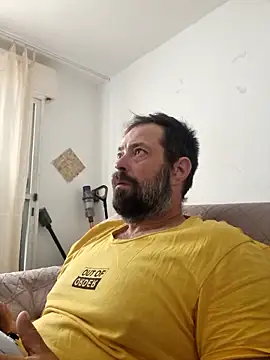 Snapshot of zefside42 chatting on October 2025 06:25:01 AM zefside42 online show from October 2025 06:25:01 AM