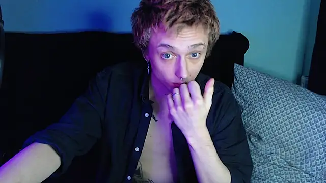 axxxturel online show from December 2024 12:09:01 AM