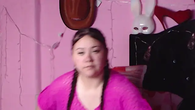 Snapshot of NikkiRous_ chatting on January 2025 04:43:02 PM NikkiRous online show from January 2025 04:43:02 PM