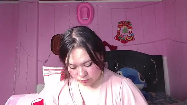 Snapshot of NikkiRous_ chatting on February 2025 03:28:02 PM NikkiRous online show from February 2025 03:28:02 PM