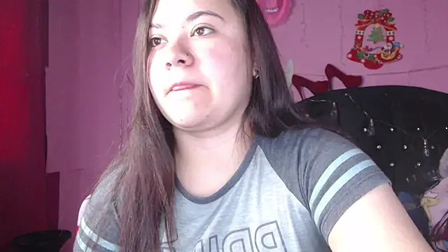 Snapshot of NikkiRous_ chatting on February 2025 12:45:02 PM NikkiRous online show from February 2025 12:45:02 PM