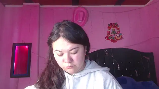 Snapshot of NikkiRous_ chatting on October 2025 12:47:01 PM NikkiRous online show from October 2025 12:47:01 PM
