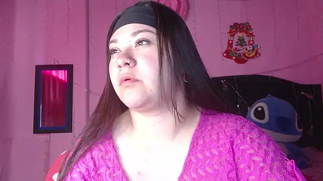 Snapshot of NikkiRous_ chatting on October 2025 12:35:02 PM NikkiRous online show from October 2025 12:35:02 PM