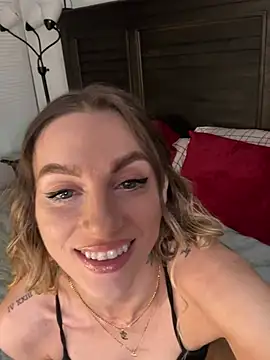 BrattyBae xo online show from March 2025 11:03:02 PM
