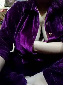 Im Cute online show from December 2024 09:11:01 PM