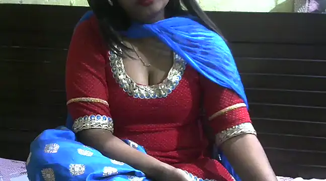 Im Cute online show from February 2025 06:29:02 PM