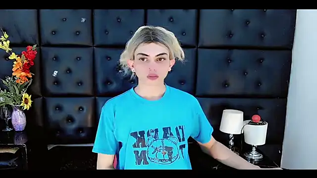 Daniela Pink  online show from February 2026 08:06:01 PM