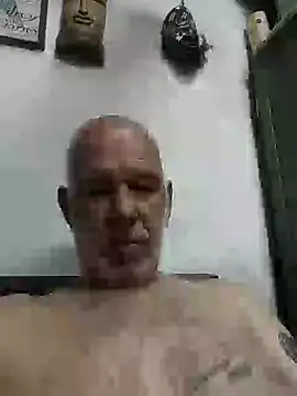 FabiQuilmes online show from January 2025 12:05:02 PM