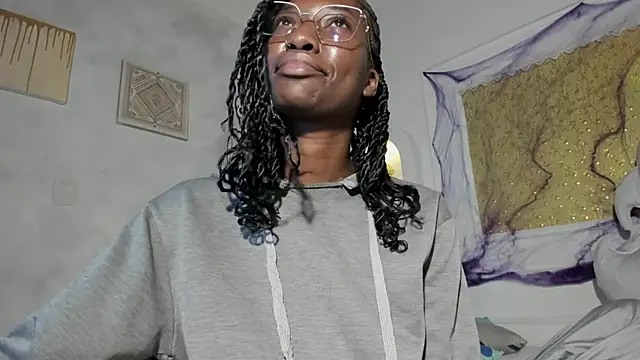 Tahira 21  online show from October 2025 06:45:02 PM