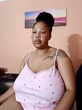 Snapshot of Fantasy1976 chatting on March 2026 10:33:01 AM Fantasy1976 online show from March 2026 10:33:01 AM