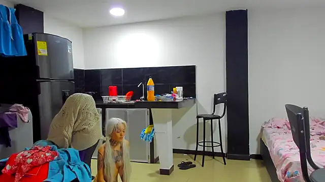 barbara anal squirt  online show from March 2025 09:45:01 PM