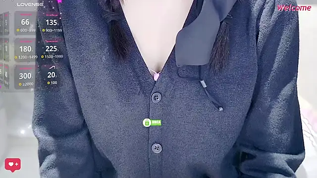 Snapshot of Duduludululu chatting on October 2025 04:59:02 AM Duduludululu online show from October 2025 04:59:02 AM