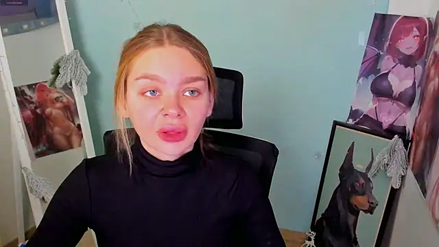 Molly sweetie online show from December 2024 09:50:01 AM