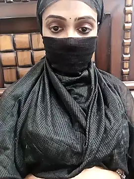 Snapshot of Yours-Bebo chatting on January 2025 07:03:01 PM Yours-Bebo online show from January 2025 07:03:01 PM