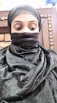 Snapshot of Yours-Bebo chatting on January 2025 08:22:02 PM Yours-Bebo online show from January 2025 08:22:02 PM