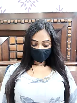 Snapshot of Yours-Bebo chatting on September 2025 02:43:02 PM Yours-Bebo online show from September 2025 02:43:02 PM