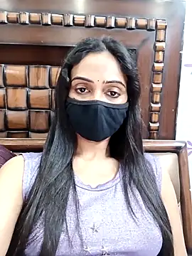 Snapshot of Yours-Bebo chatting on November 2025 07:57:02 PM Yours-Bebo online show from November 2025 07:57:02 PM