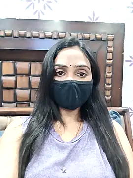 Snapshot of Yours-Bebo chatting on December 2025 01:18:01 PM Yours-Bebo online show from December 2025 01:18:01 PM