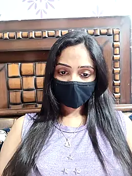 Snapshot of Yours-Bebo chatting on February 2026 06:11:01 AM Yours-Bebo online show from February 2026 06:11:01 AM