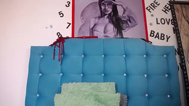 sweet skylove  online show from December 2025 04:36:02 PM