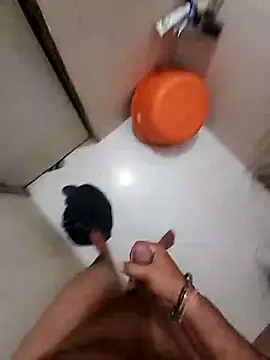 Snapshot of parank2021 chatting on February 2025 06:24:01 PM parank2021 online show from February 2025 06:24:01 PM