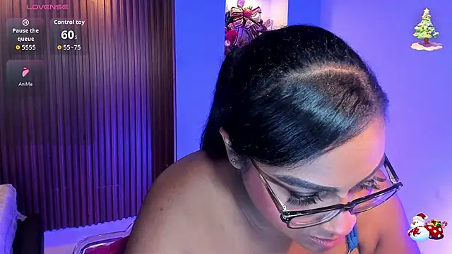 BlakmillerrGilson online show from December 2025 07:54:02 PM