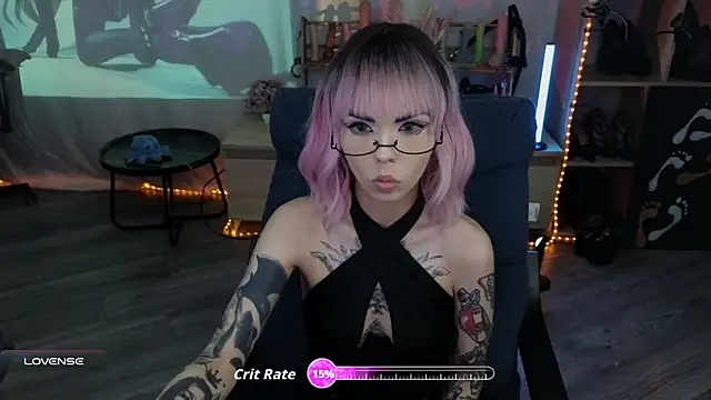 Kerry Kirk online show from November 2025 06:20:01 PM