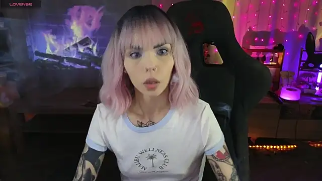 Kerry Kirk online show from March 2026 10:04:02 PM