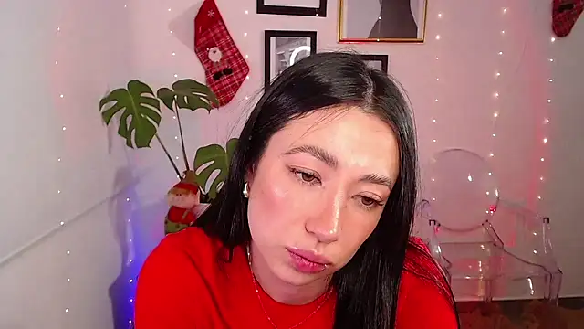 Snapshot of lilyy_evanss chatting on December 2024 02:43:02 AM lilyy evanss online show from December 2024 02:43:02 AM