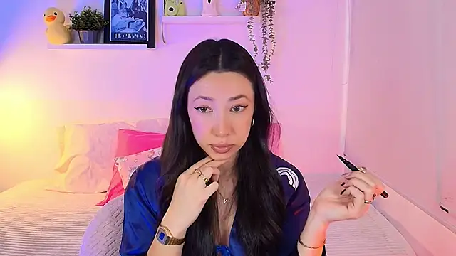 lilyy evanss online show from November 2025 09:26:01 PM