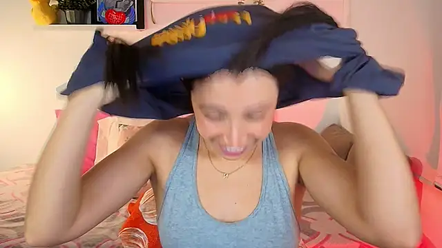 lilyy evanss online show from January 2026 12:24:01 AM