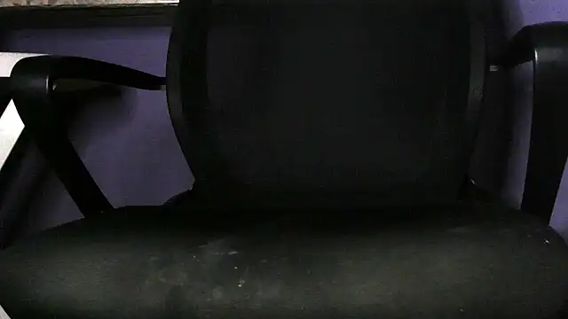 Snapshot of nine9inchdonn chatting on February 2025 08:25:01 PM nine9inchdonn online show from February 2025 08:25:01 PM