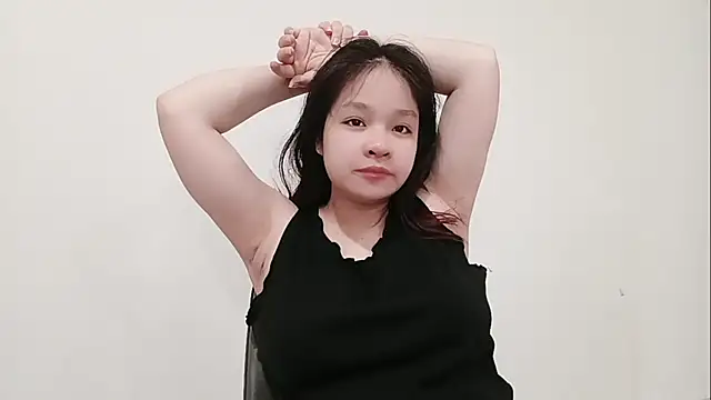 Snapshot of Milajinxi chatting on May 2026 01:11:01 AM Milajinxi online show from May 2026 01:11:01 AM