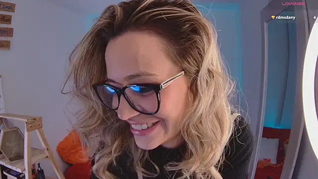 Lucy Princes online show from January 2025 01:26:01 AM