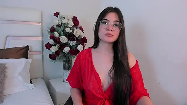 Snapshot of CamilaSofiia chatting on February 2025 07:38:02 PM CamilaSofiia online show from February 2025 07:38:02 PM