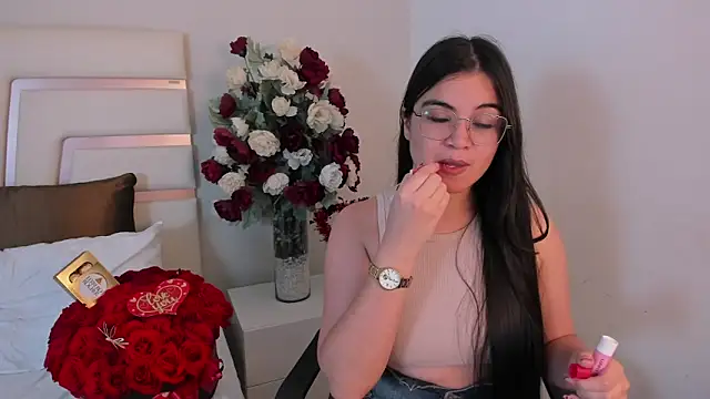 Snapshot of CamilaSofiia chatting on February 2025 01:03:01 AM CamilaSofiia online show from February 2025 01:03:01 AM